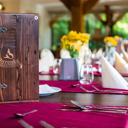 Kompleks Wypoczynkowo-konferencyjny Mazur-syrenka Holiday park Krutyn