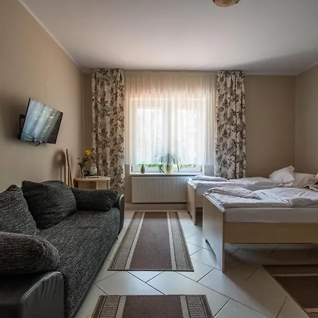 Holiday park Kompleks Wypoczynkowo-konferencyjny Mazur-syrenka