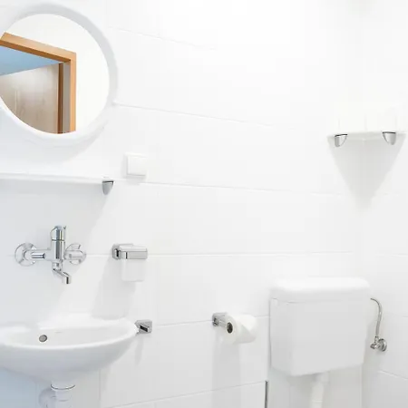 Holiday park Kompleks Wypoczynkowo-konferencyjny Mazur-syrenka 3*