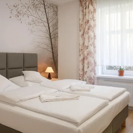 Kompleks Wypoczynkowo-konferencyjny Mazur-syrenka 3*