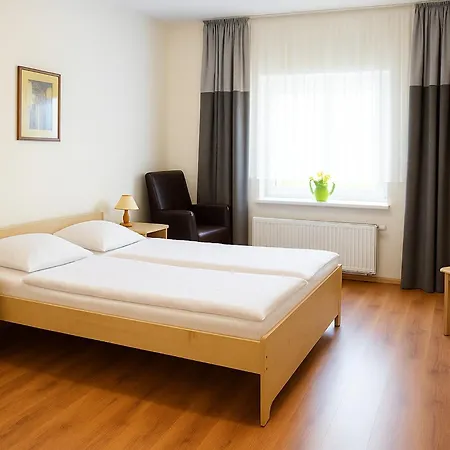 Kompleks Wypoczynkowo-konferencyjny Mazur-syrenka Krutyn