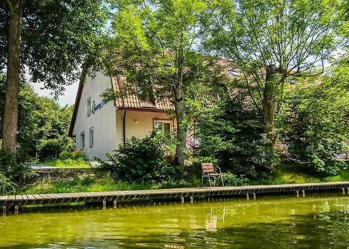 Kompleks Wypoczynkowo-konferencyjny Mazur-syrenka Krutyn