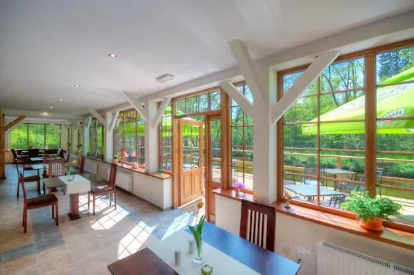 Kompleks Wypoczynkowo-konferencyjny Mazur-syrenka Holiday park Krutyn